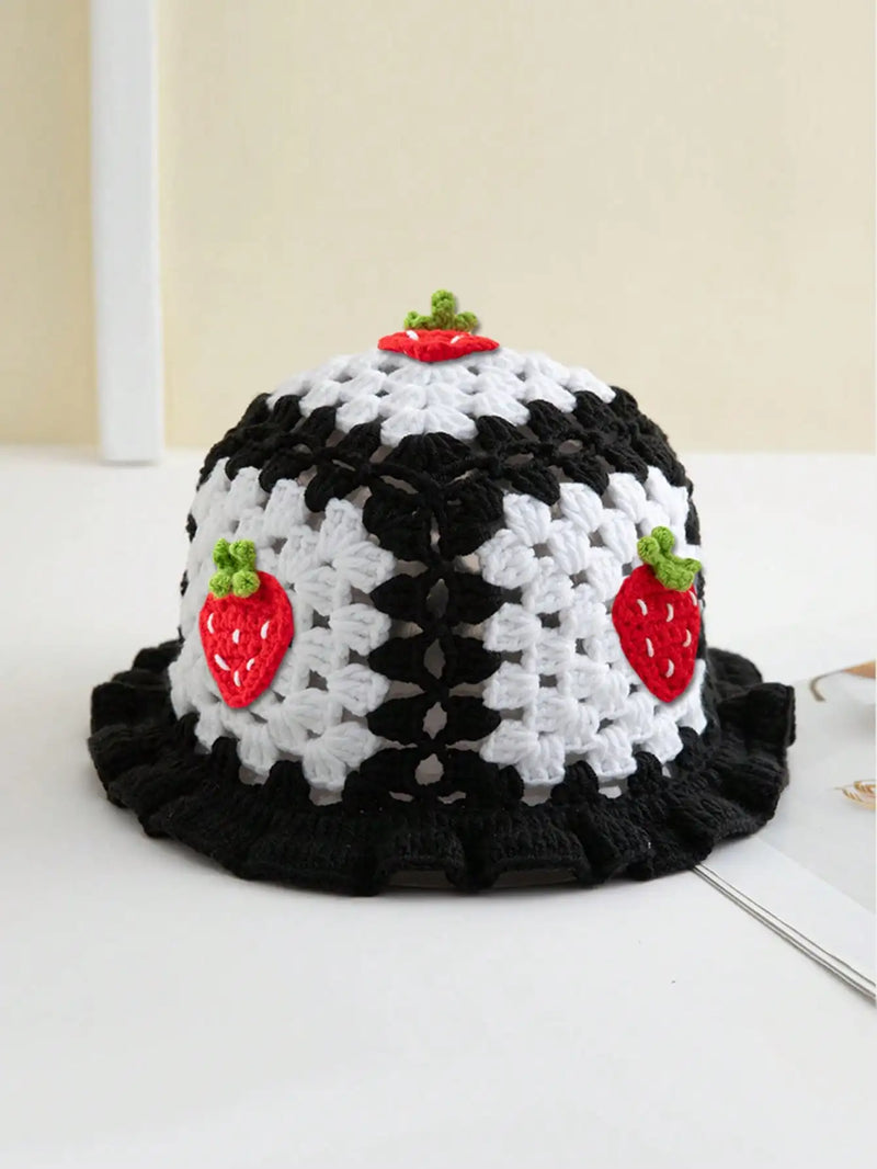 Strawberry Bucket Hat Crochet